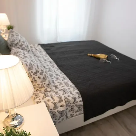 Luxus Fitness&spa Z Sauna I Silownia